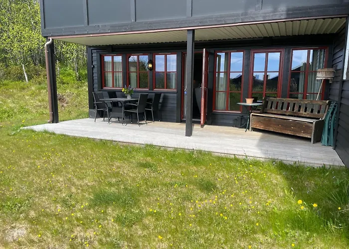 And With Terrace Daire *